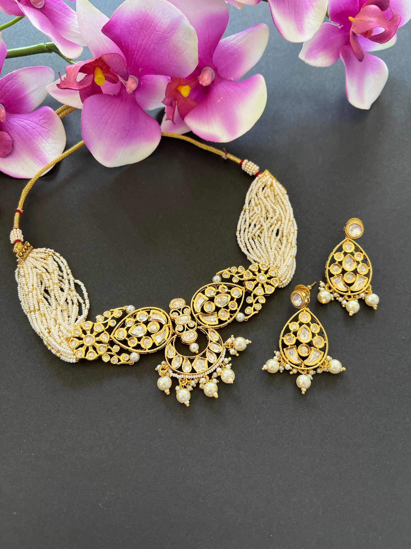 Gold Polish Kundan White Necklace