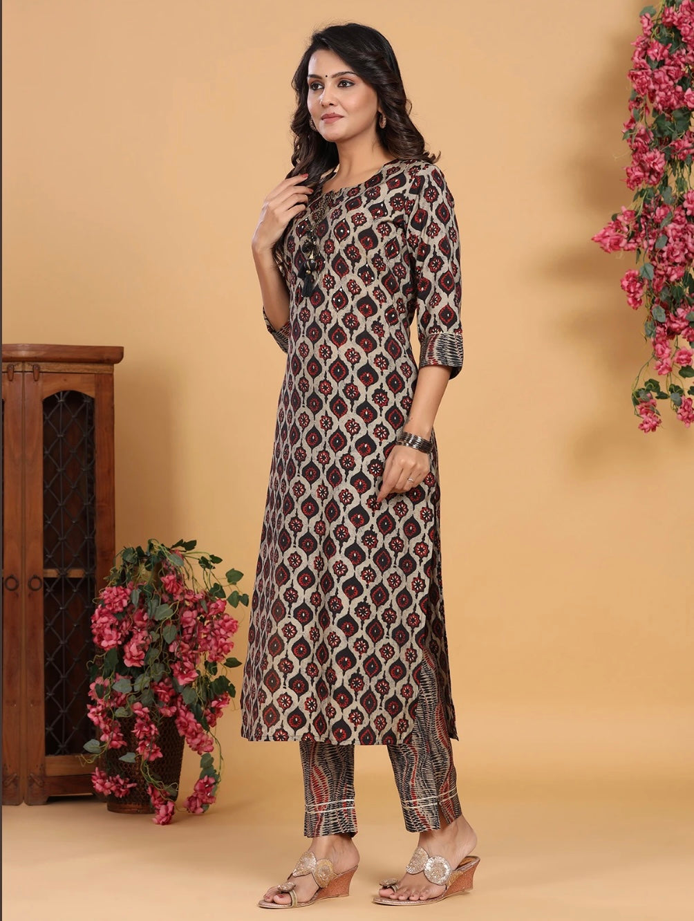 Multi-Color Casual Wear Straight Kurti with Pant