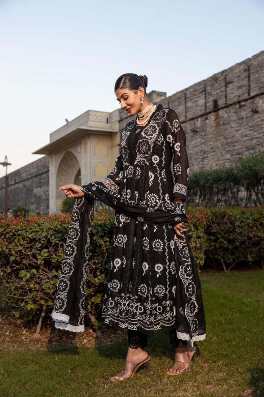 Black Salwar Suit