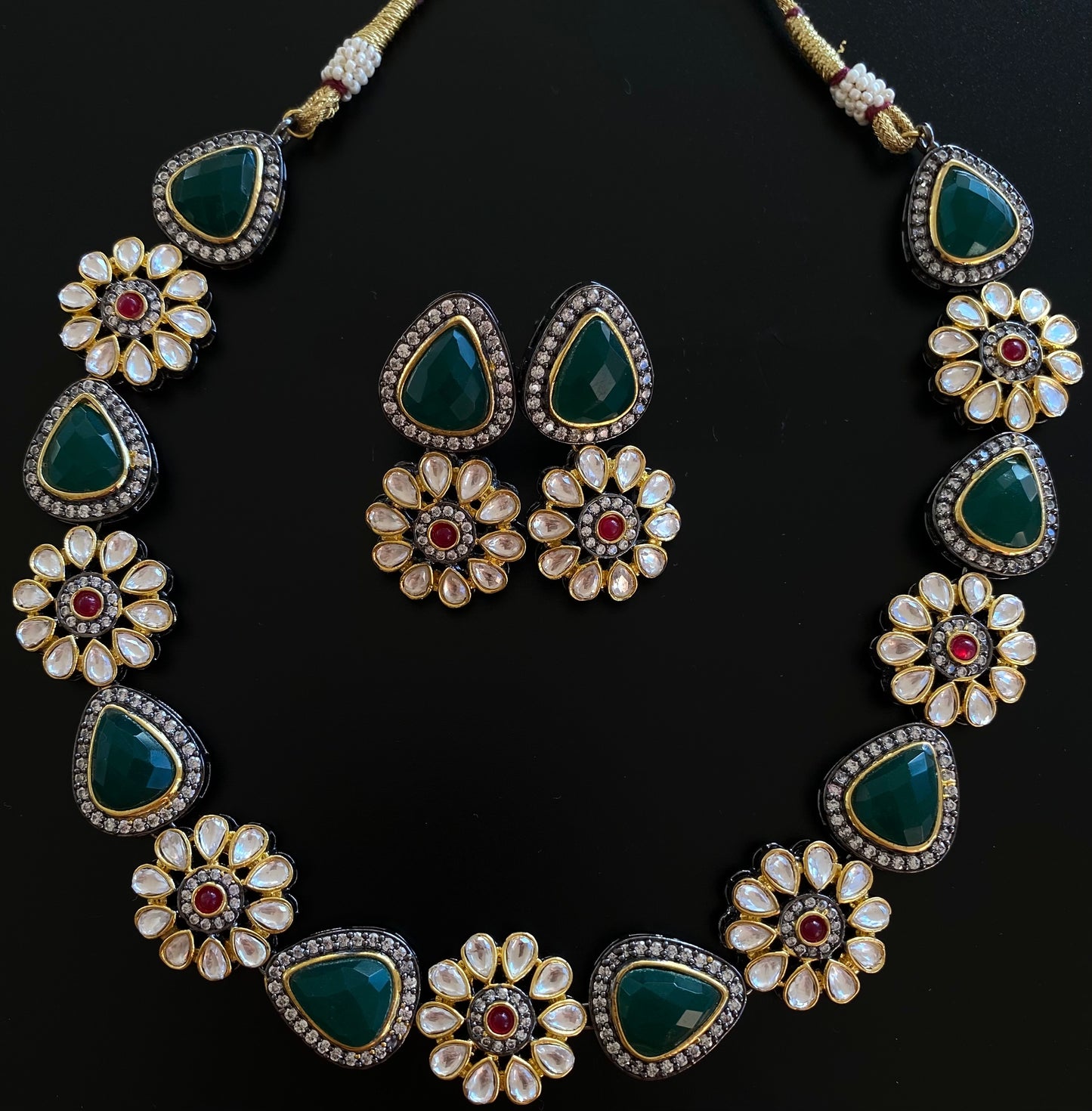 Black Rhodium Polish Kundan Green and Red Necklace